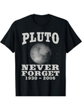 Men's T-Shirt Pluto Never Forget Retro Astronomical Illustration With Classic Typeface Planet