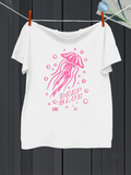 Men's T-Shirt Deep Blue Pink Bubbles Floating Around A Graceful Jellyfish