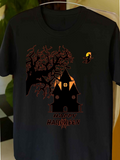 Men's T-Shirt Spooky Old Tree With Haunted House Under Glowing Halloween Moon