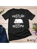 Men's T-Shirt Pasture Bedtime Fluffy Sheep Resting On Peaceful Fields