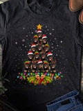Men's T-Shirt Playful Dogs With Santa Hats Forming A Festive Christmas Tree