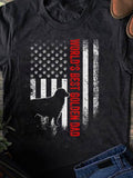 Women's T-Shirt Worlds Best Golden Dad Distressed American Flag With Large Dog Silhouette