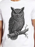 Men's T-Shirt Detailed Woodland Branch Illustration Featuring A Watchful Majestic Owl