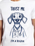 Men's T-Shirt Trust Me I Am A Dogtor Hand Drawn Sketch Dog Wearing A Doctors Coat