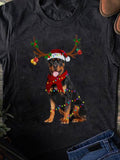 Men's T-Shirt Festive Lights Decorated Dog Wearing Christmas Hat And Antlers