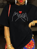 Men's T-Shirt Minimalist Line Art With Heart Overlapping Intertwined Hands Gesture