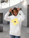 Women's Hoodie Bright Yellow Petals Radiating From A Single Daisy Flower